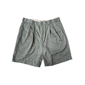 Van Heusen Gray Men Shorts size 36